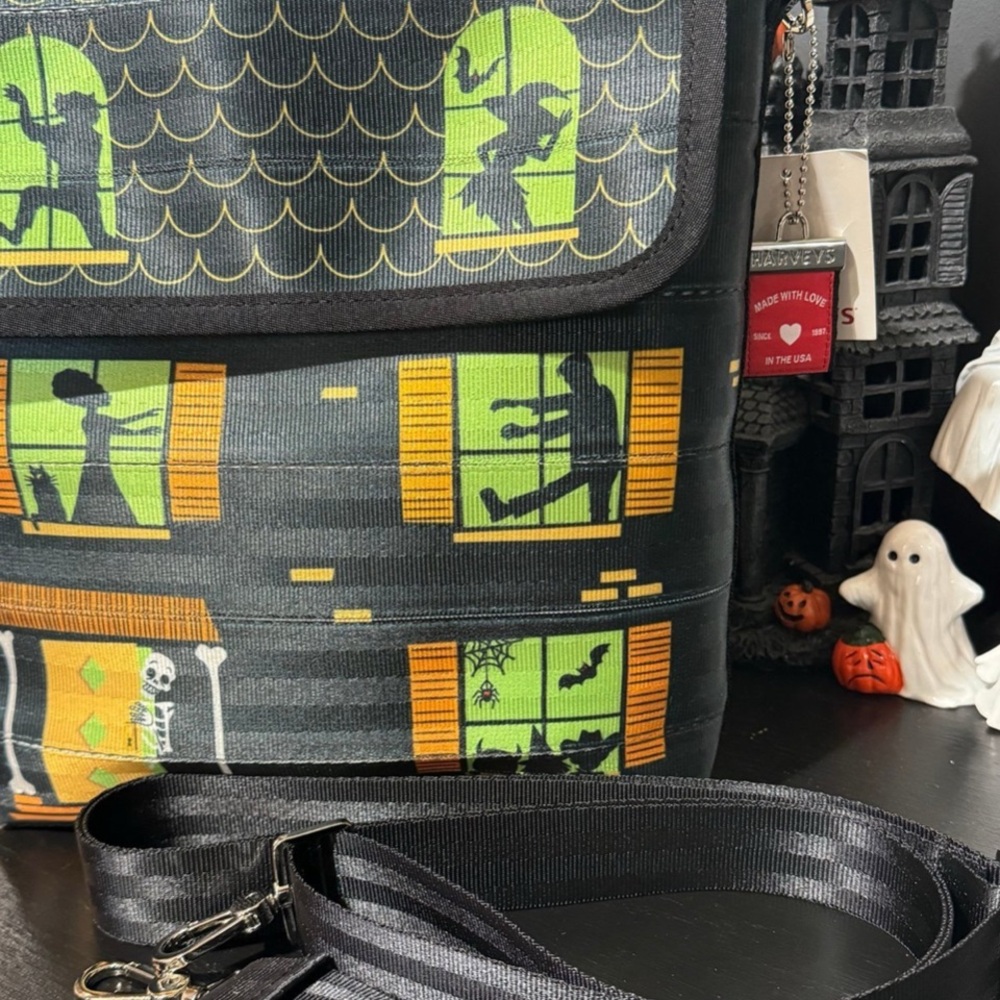 Harvey’s Modster Mash Purse